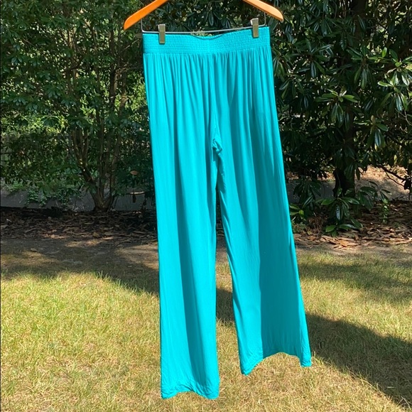 Wide leg pant - Picture 2 of 2
